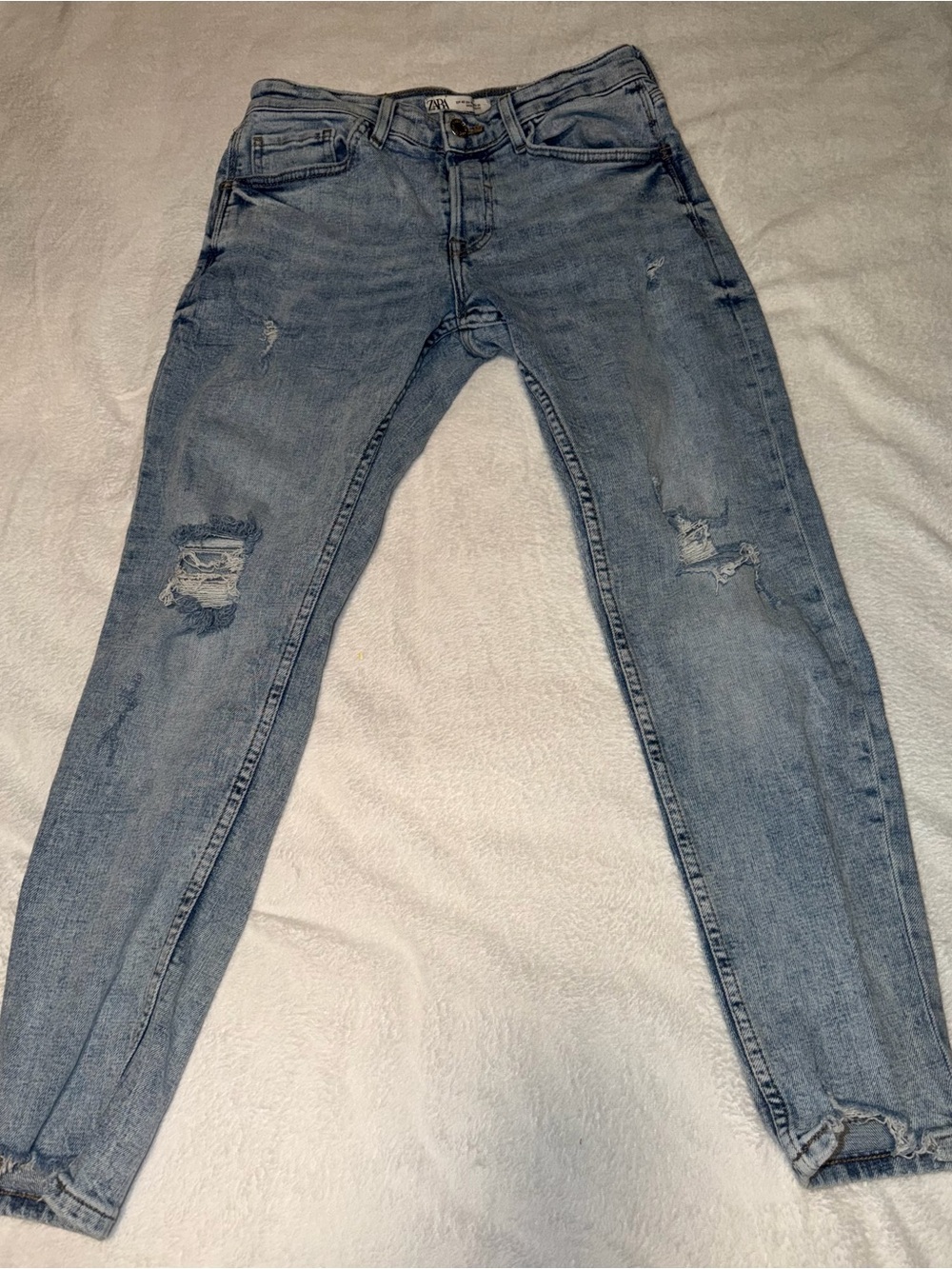 Zara Men Light Wash Ripped Skinny Jeans